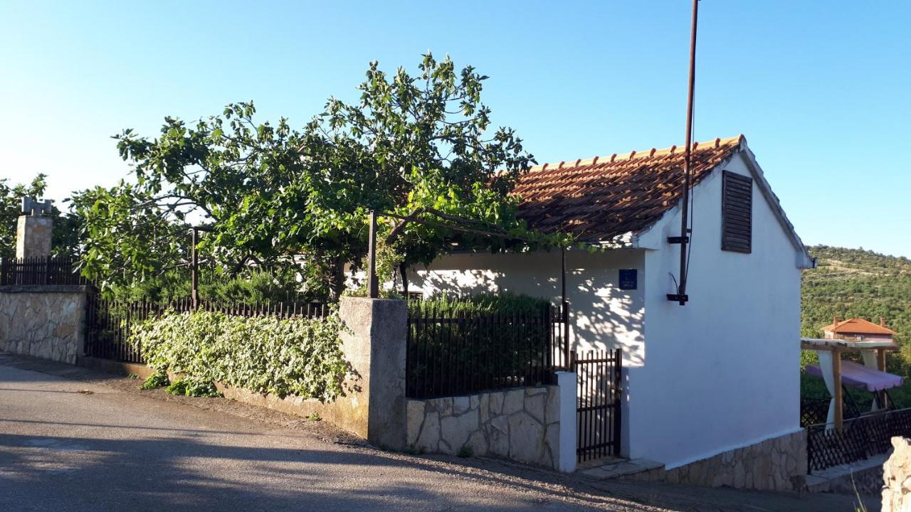Luminaria Solis Vacation Home Rogoznica  Exterior photo