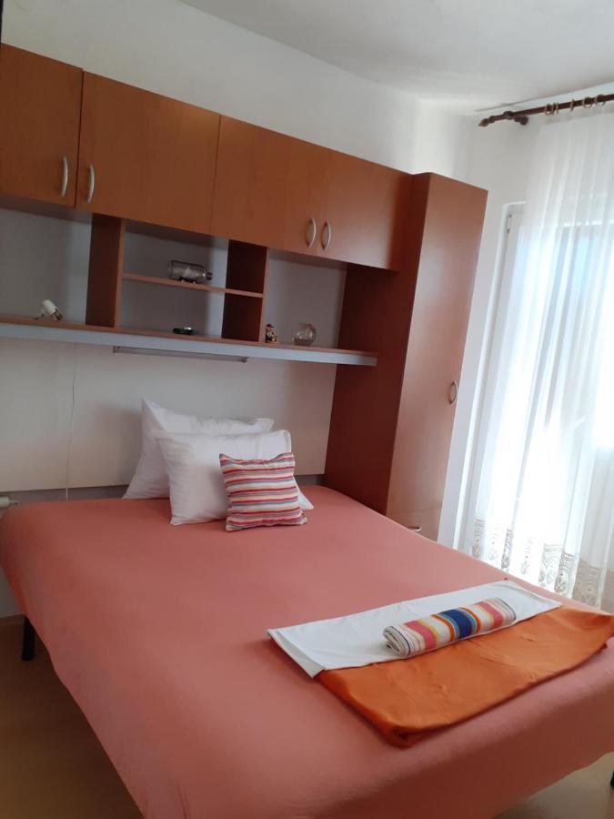 Luminaria Solis Vacation Home Rogoznica  Exterior photo