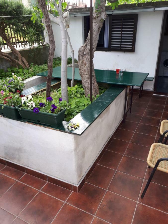 Luminaria Solis Vacation Home Rogoznica  Exterior photo